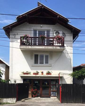 Фото номера Семейный номер с ванной комнатой Проживание в семье Apartament Mansarda г. Куртя-де-Арджеш 19