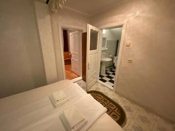 Фото номера Семейный номер с ванной комнатой Проживание в семье Apartament Mansarda г. Куртя-де-Арджеш 28