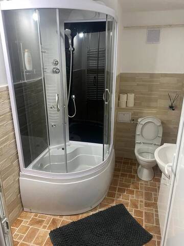 Фото Дома для отпуска CASA PATROI г. Куртя-де-Арджеш 2